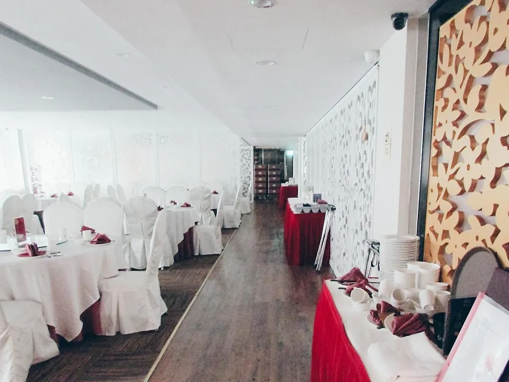 Relc International Hotel Сингапур